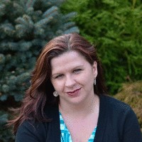 Kelli Karakash Email & Phone Number