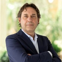 Robert Querido Email & Phone Number