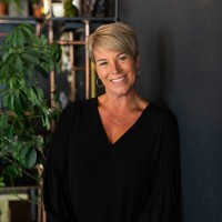 The Local Element Real Estate Agency Employee Sally Daling's profile photo
