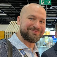 Hubert Matysiak Email