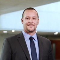 Andreas Schön Email