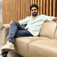 Srinivas Araveeti Email & Phone Number