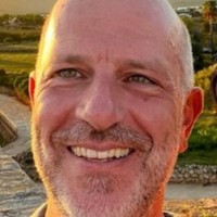 Arjan van Klaveren Email & Phone Number