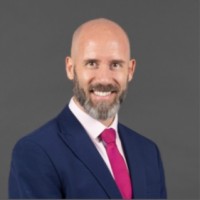 Lee Hole Email
