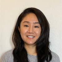 E-mail e número de telefone de Paulina Han