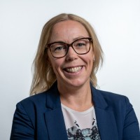 Stine Dragsbæk Email