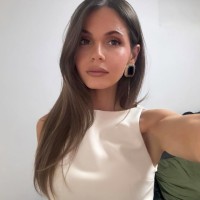 Niki Bugyi Email