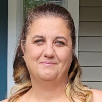 HollyNorth Production Supplies Ltd. Employee Lina Perrotta's profile photo