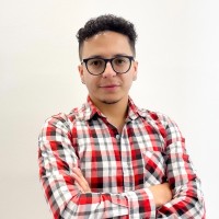 Hired Experts Employee Luis Madero's profile photo