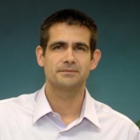 Jose Carús Email