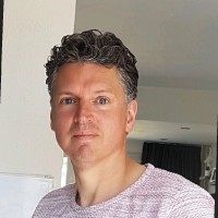 Edwin Bouwmeester Email