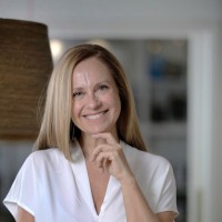 fm milenium Employee Astrid Pikielny's profile photo