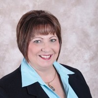 IDAHO REAL ESTATE PROFESSIONALS-Silvercreek Realty Group Employee Debbie Bachmann's profile photo