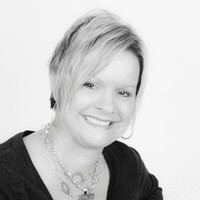 Prestige Print Mail & More! & FASTSIGNS Employee Donna Booth's profile photo