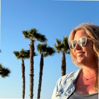 Amanda Sadleir Email & Phone Number