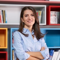 Özge Arslan Email
