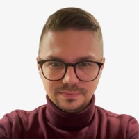Patryk Wiącek Email