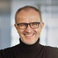 E-mail e número de telefone de Natanael Sijanta