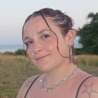 Mia Campa Email & Phone Number