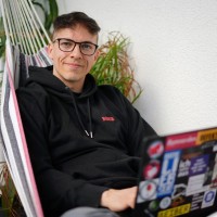 Leon Heyna Email