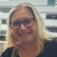 Vicky Harvey Email