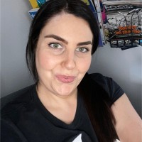Charlestennant Employee Helen Farrar's profile photo