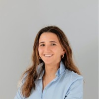 Inés Olivé Email
