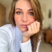 Luciana Gallão Email & Phone Number