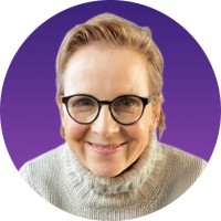 Snackz.ai Employee Julia Claren's profile photo