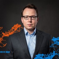 Wojciech Bąk Email