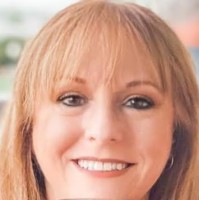 Carolyn Kurth Email & Phone Number