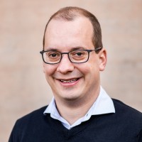 Thomas Kuster Email