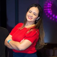 Suelen Ferreira Email