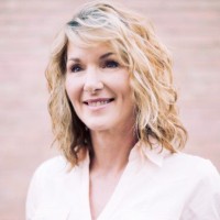 FitLogistix Employee Kelly Hunsaker's profile photo