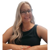 RE/MAX Desert Showcase Employee Diane Fernandez's profile photo