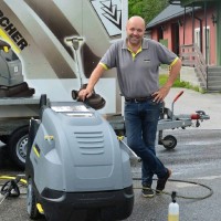 Trond Larsen Email