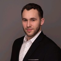 Distyl AI Employee Chris Holden's profile photo