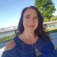 Christina Struck Email & Phone Number