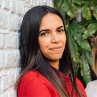 Nora Abirkane Email