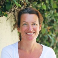 Emma Peat Email