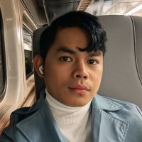 Poke Bar Employee Lloyd Pintal's profile photo