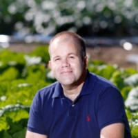 E-mail e número de telefone de Basile de Bary