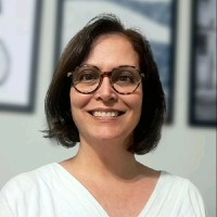 Christiane de Andrade Email