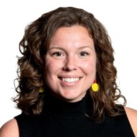 Maui Jim Sunglasses Employee Frannie Heine's profile photo