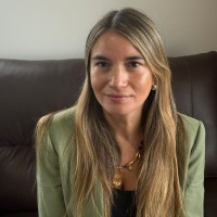 Daniela Manríquez Email