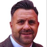 Lee Hutton Email