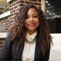 UPS Employee Suzanne Dixon's profile photo