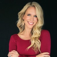 Lauren McSwain Email & Phone Number