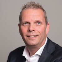 Peter de Beer Email