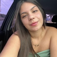 Amanda Oliveira Email